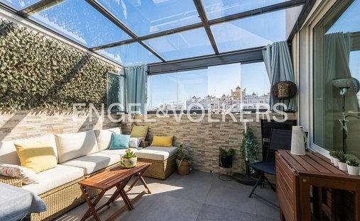 Penthouse in Extramurs, Valencia, Spain 1