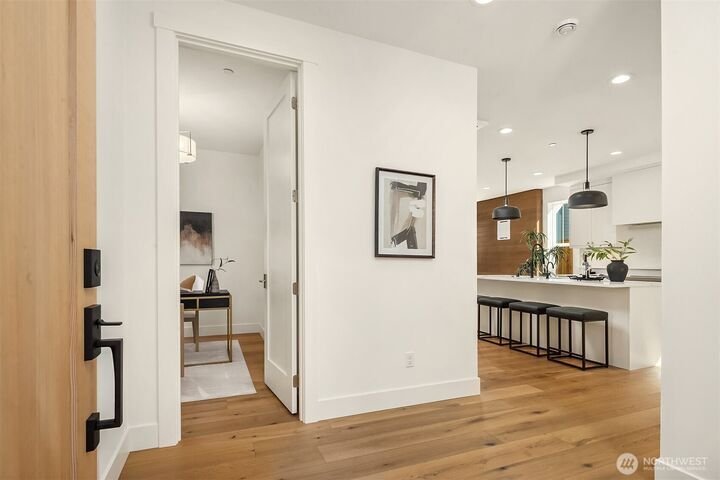 Condominio a Kirkland, Washington, Stati Uniti 2 - 18921641