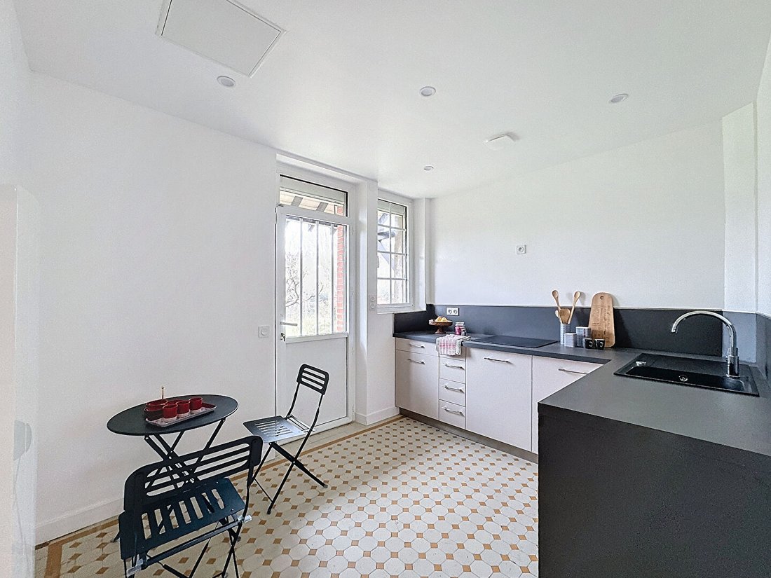 Villa in Boussy-Saint-Antoine, Ile-de-France, France 5 - 18908090