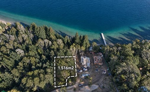 Land in Puerto Manzano, Neuquen, Argentina 1