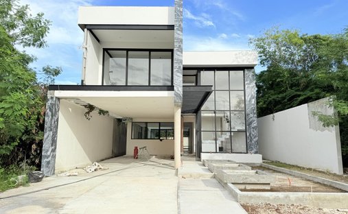 House in Kikteil, Yucatan, Mexico 1