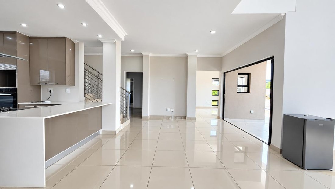 House in Shere, Gauteng, South Africa 3 - 18915378