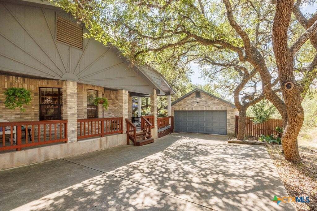House in San Antonio, Texas, United States 1 - 18905615