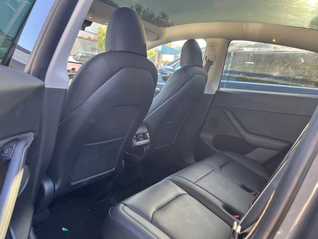 Suv in Costa Mesa, CA, United States 4 - 18914504