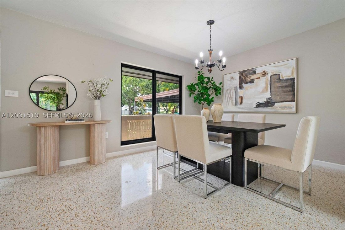 House in Miami, Florida, United States 5 - 18905764