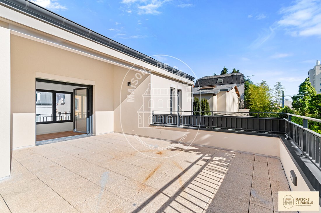 Villa in Suresnes, Ile-de-France, France 1 - 18914510