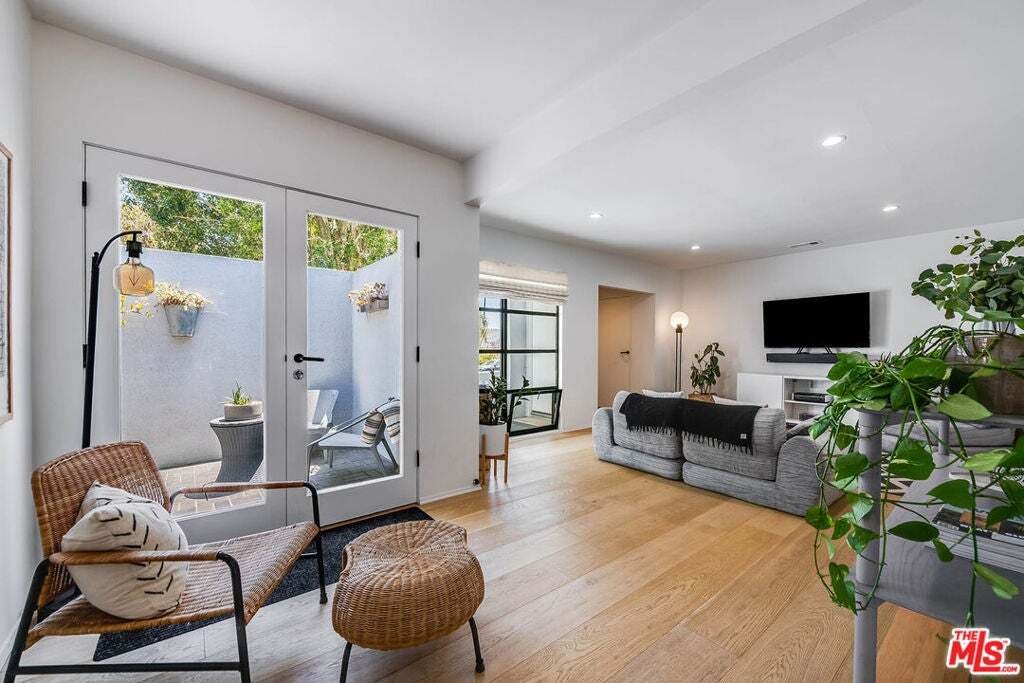 House in Los Angeles, California, United States 3 - 18912958