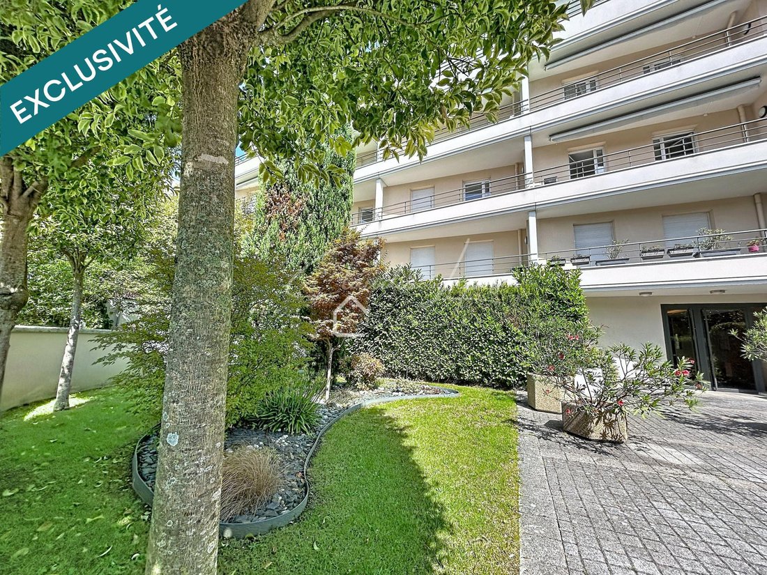 Apartment in Centre Montmorency, Montmorency, France 1 - 18919451