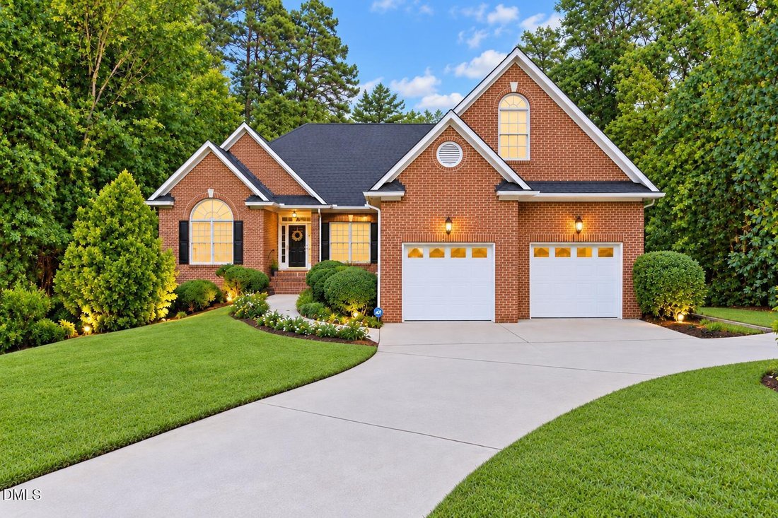 House in Chapel Hill, North Carolina, United States 1 - 18909691