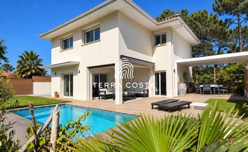 House in La Plage, Capbreton, France 1