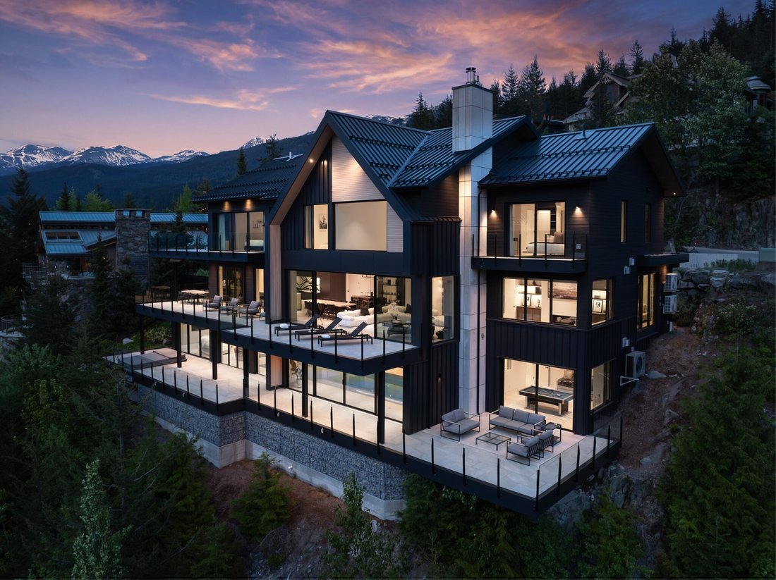 Casa en Whistler, Columbia Británica, Canadá 1 - 18918356