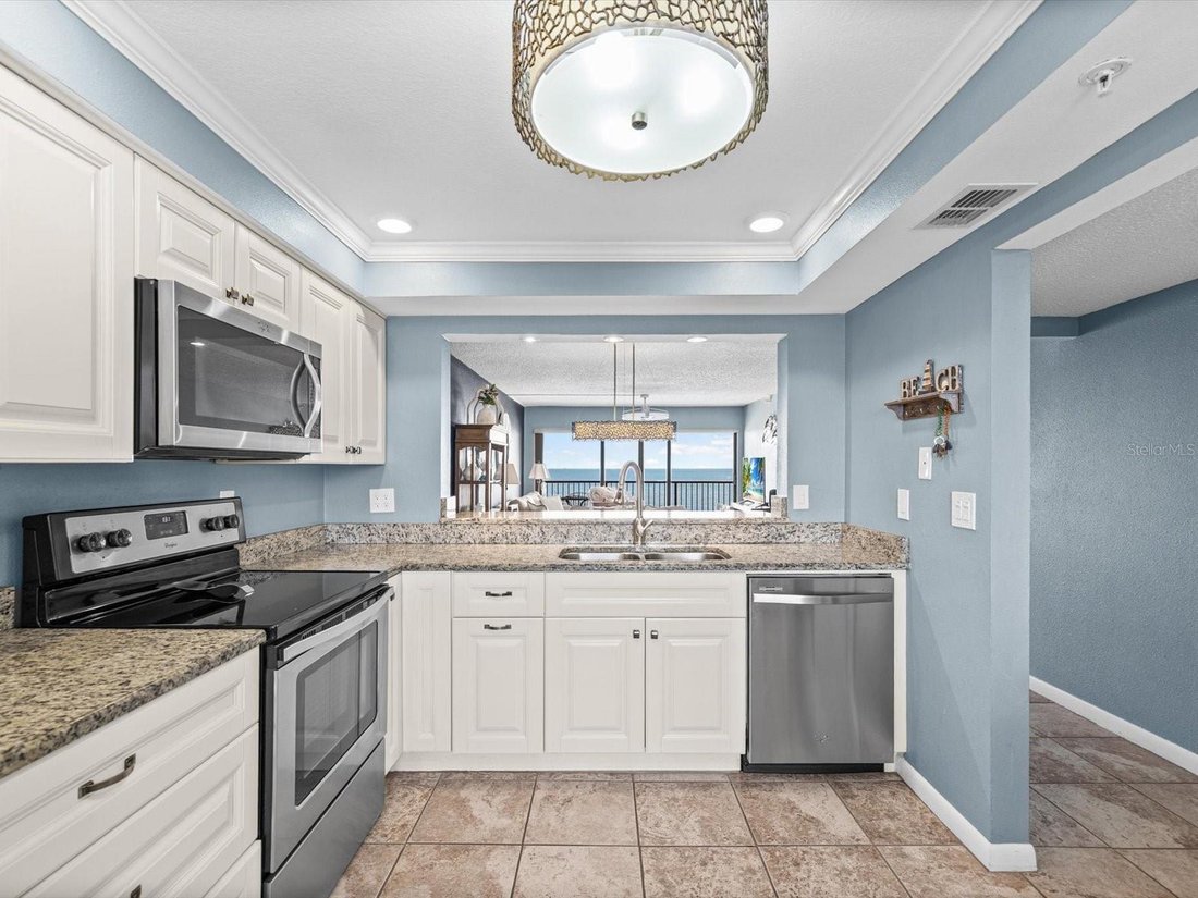 Condo in Madeira Beach, Florida, United States 4 - 18910868