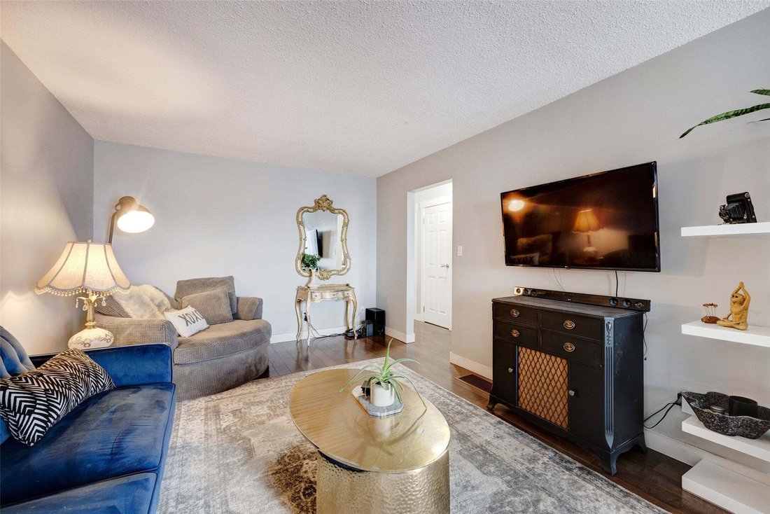 House in West Kelowna, British Columbia, Canada 2 - 18910846