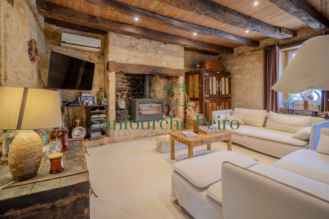 House in Sarlat-la-Canéda, Nouvelle-Aquitaine, France 4 - 17469257
