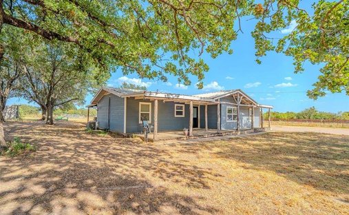 House in Tolar, Texas, United States 1