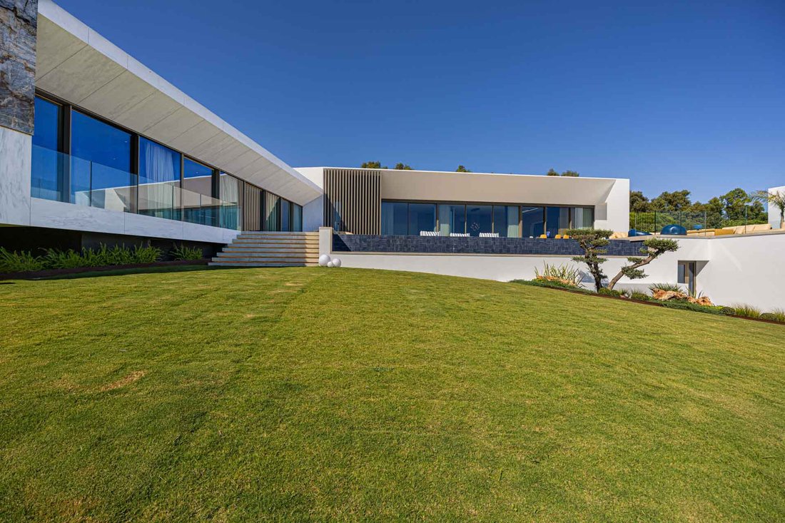 Villa in Sotogrande, San Roque, Andalusia 2 - 18908584