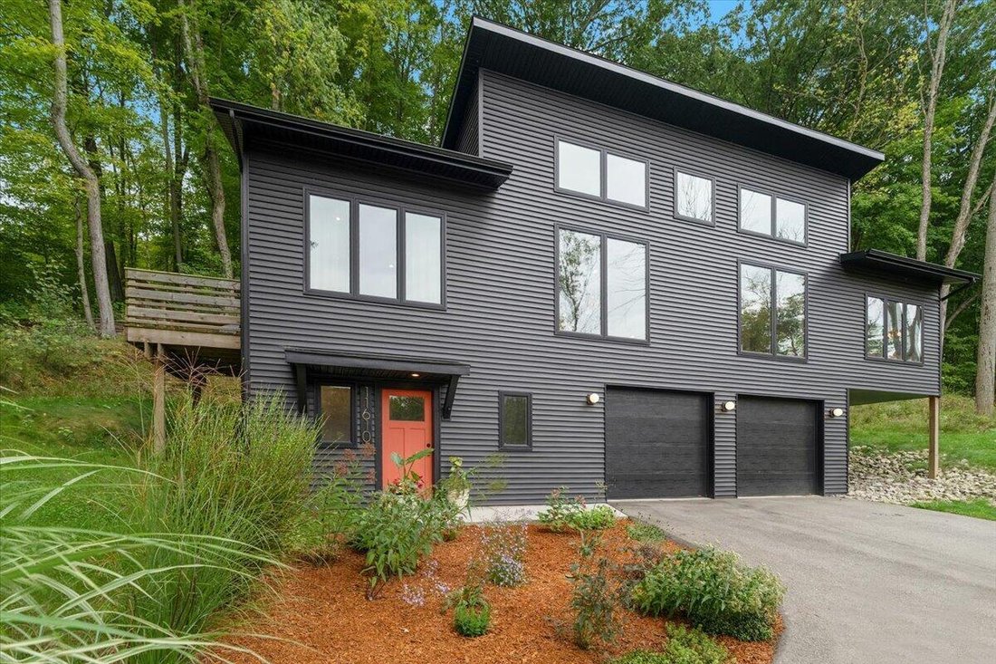 House in Lowell, Michigan, United States 4 - 18910292