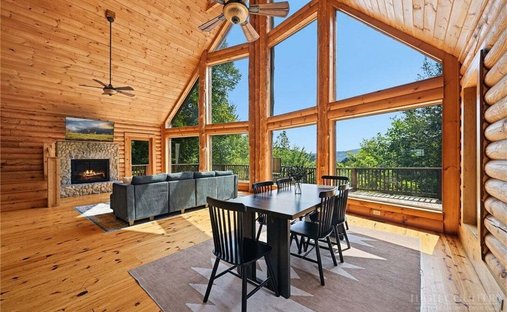 Haus in Purlear, North Carolina, Vereinigte Staaten 1
