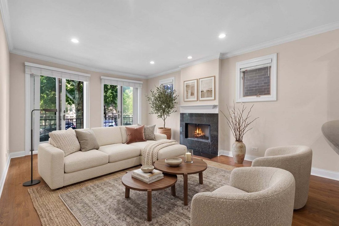 Condo in Chicago, Illinois, United States 2 - 18910257