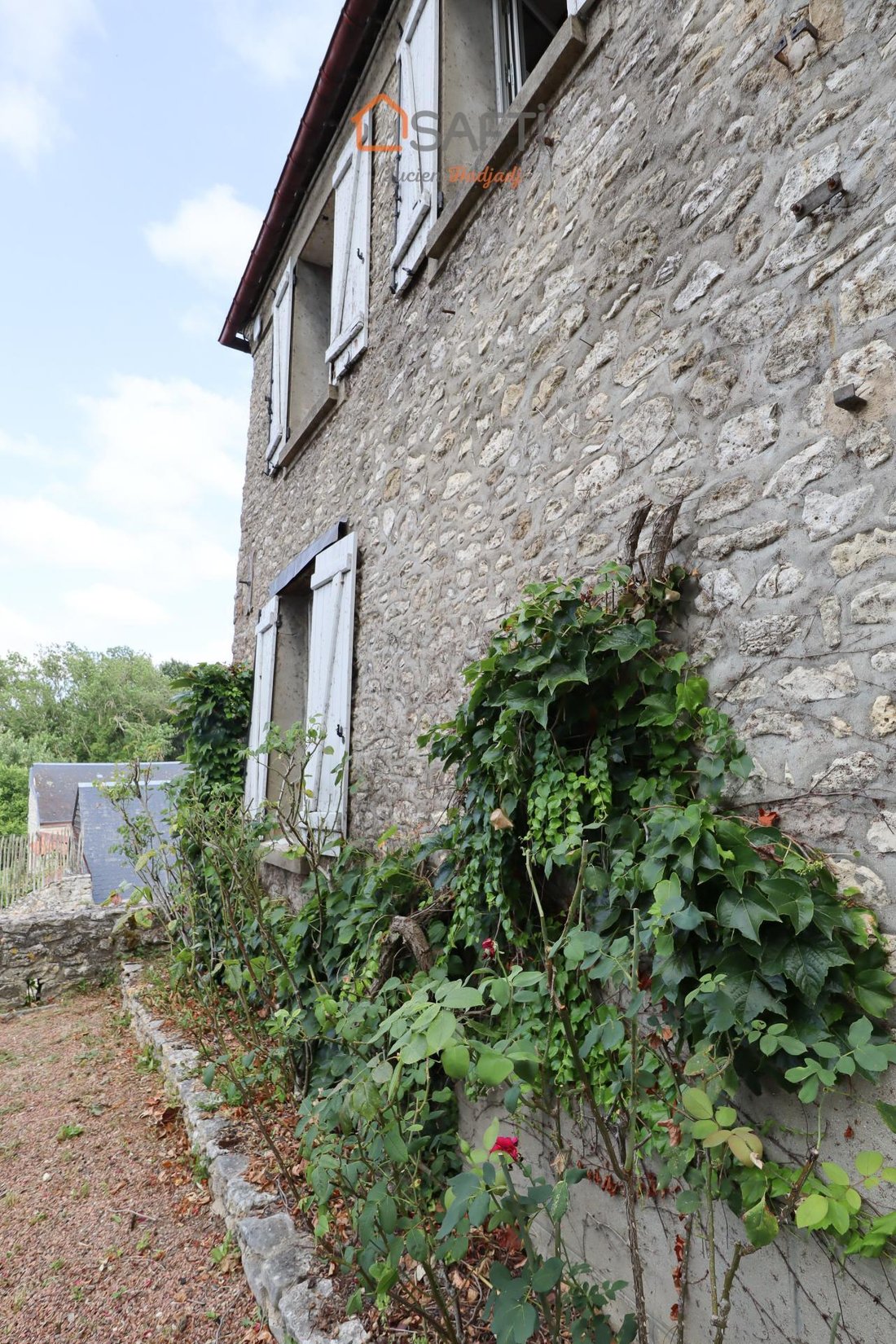 House in Montreuil-sur-Epte, Ile-de-France, France 3 - 18919422