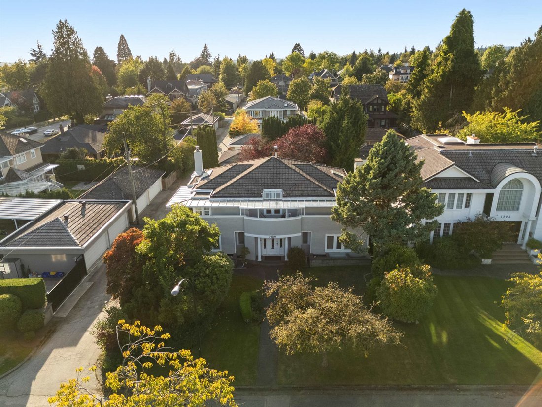 House in Vancouver, British Columbia, Canada 1 - 18912425
