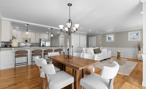 House in Needham, Massachusetts, United States 1