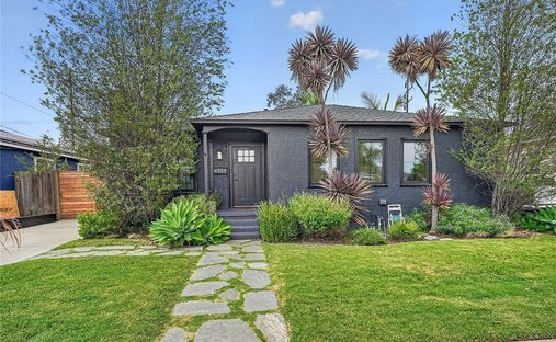 House in Signal Hill, California, United States 1