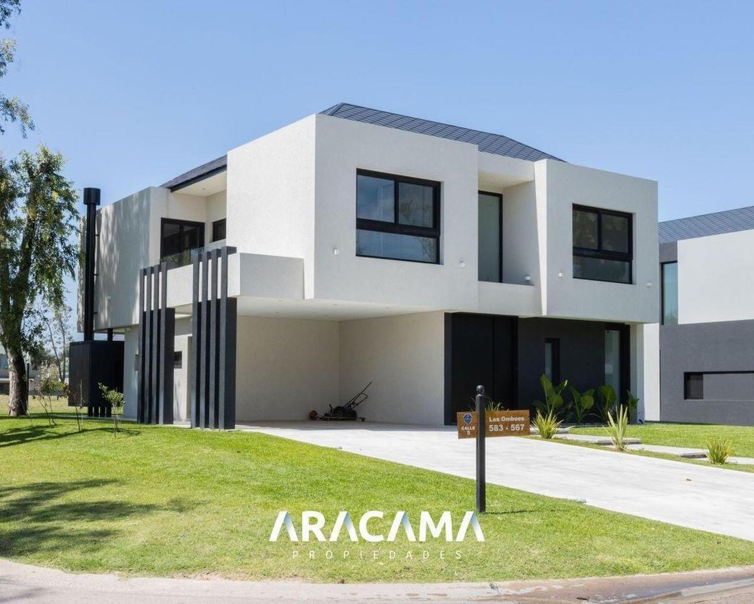 House in Esteban Echeverría, Buenos Aires Province, Argentina 2 - 18906732