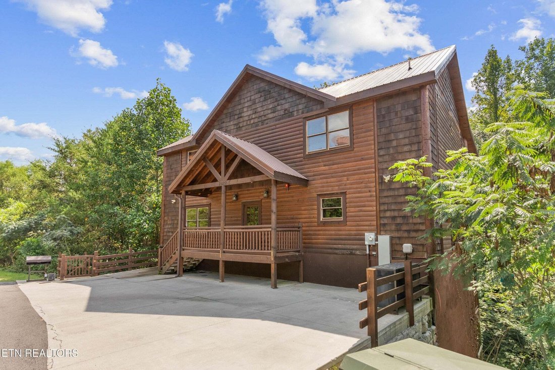 House in Sevierville, Tennessee, United States 2 - 18905557