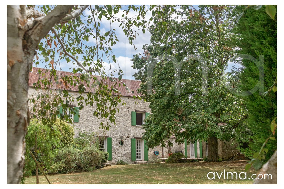 House in Crespieres, Ile-de-France, France 1 - 18920209