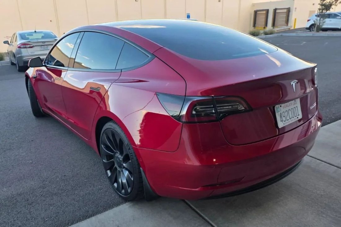 Sedan in West Valley, UT, United States 3 - 18918101