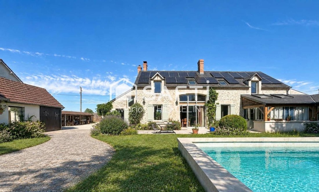 Maison à Fay-aux-Loges, Centre-Val de Loire, France 1 - 18905272