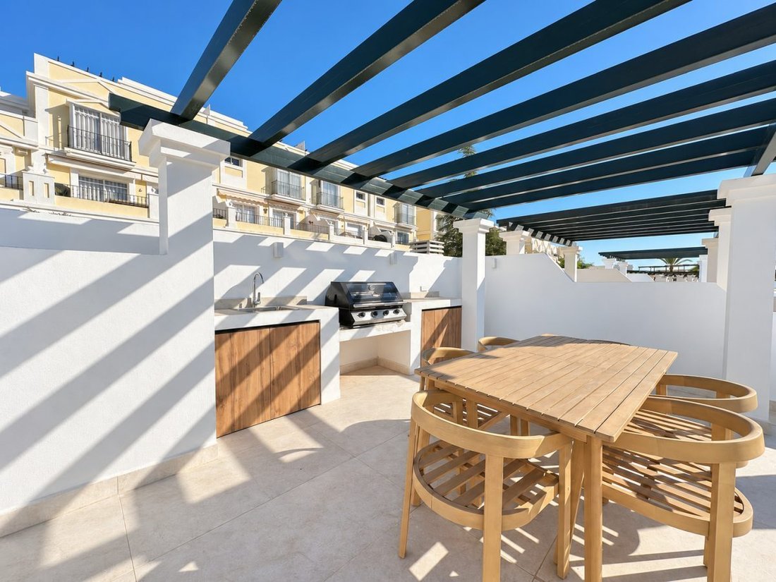 Apartment in Puerto Banus, Marbella, Spain 1 - 18918929