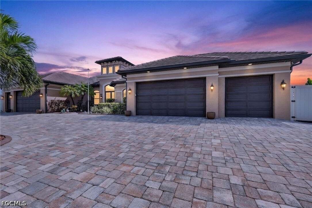 House in Cape Coral, Florida, United States 2 - 18905493