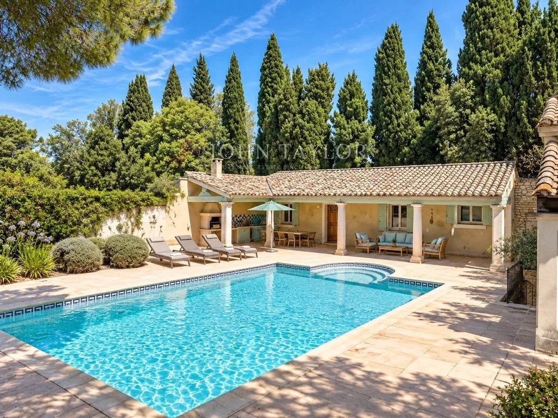 Casa en Saint-Remy-de-Provence, Provenza-Alpes-Costa Azul, Francia 2 - 18834955