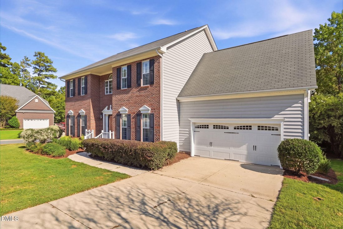 House in Apex, North Carolina, United States 2 - 18909684