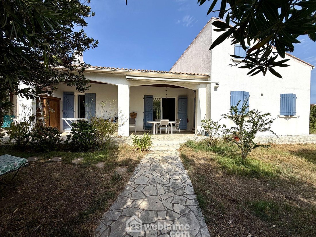 Villa in Lucciana, Corsica, France 1 - 18907977
