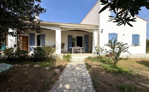 Villa in Lucciana, Corsica, France 1