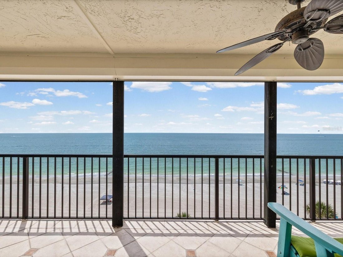 Condo in Madeira Beach, Florida, United States 2 - 18910868