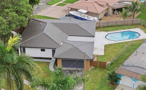 Casa a Coconut Creek, Florida, Stati Uniti 1