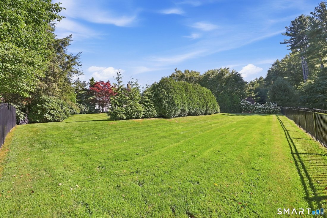 House in Glastonbury, Connecticut, United States 4 - 18914014