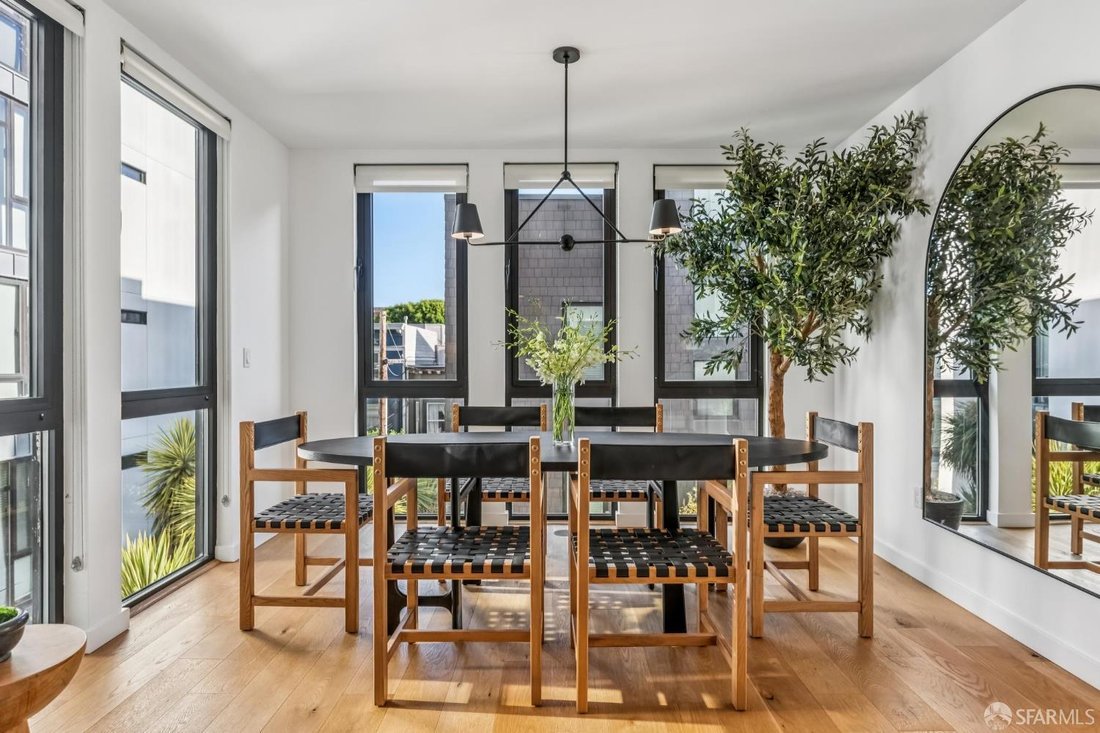Condo in San Francisco, California, United States 4 - 18908651