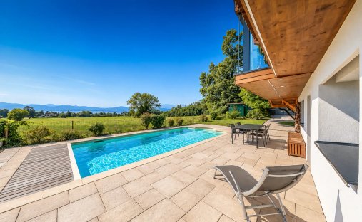 House in Trelex, Vaud, Switzerland 1