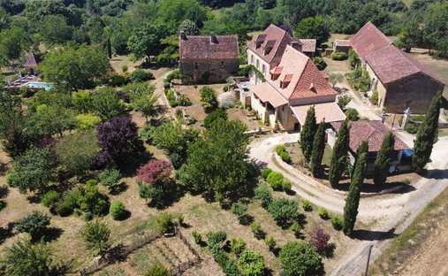 Estate in Excideuil, Nouvelle-Aquitaine, France 1
