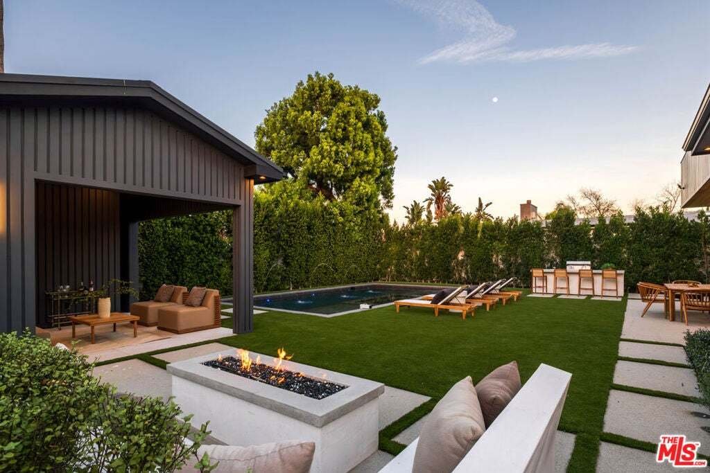 House in Los Angeles, California, United States 4 - 18908902