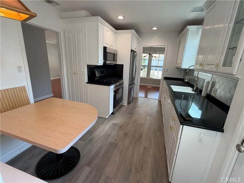 House in Burbank, California, United States 2 - 18913329
