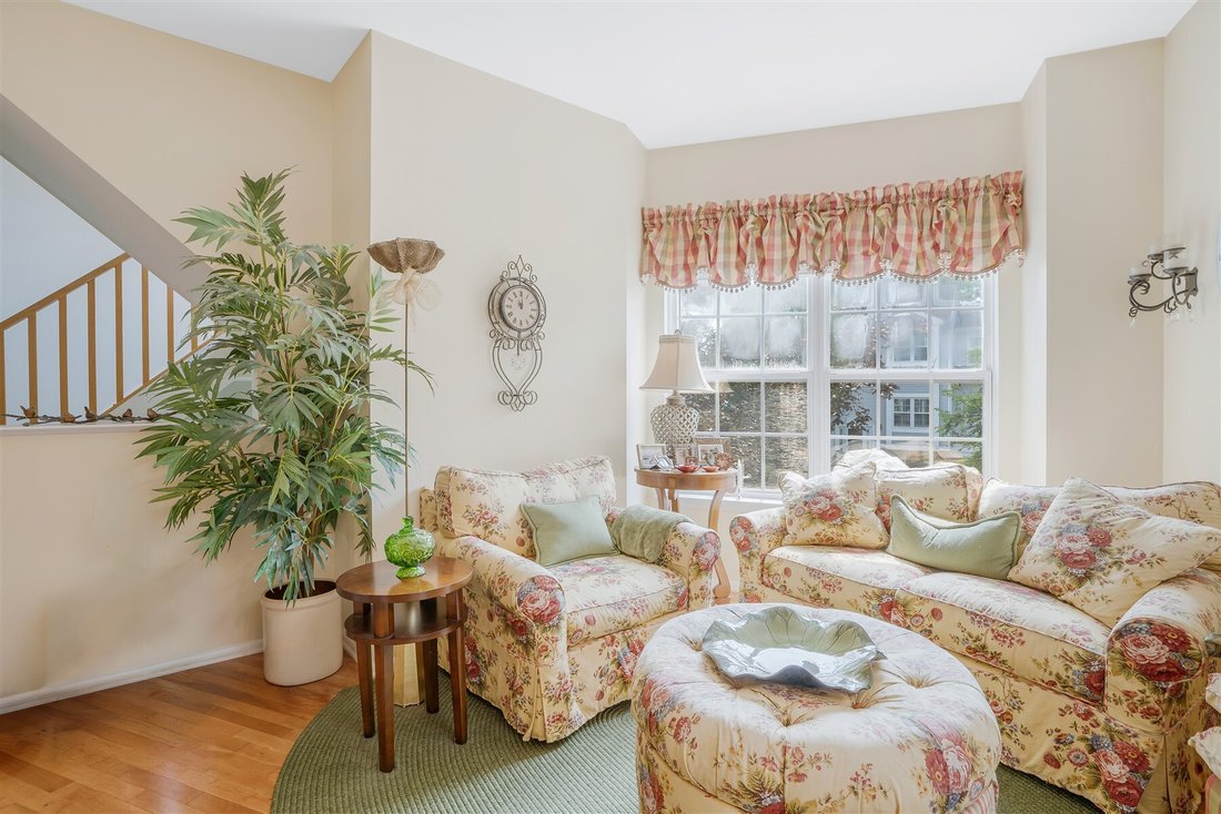 Townhouse in Hanover, New Jersey, United States 5 - 18905153