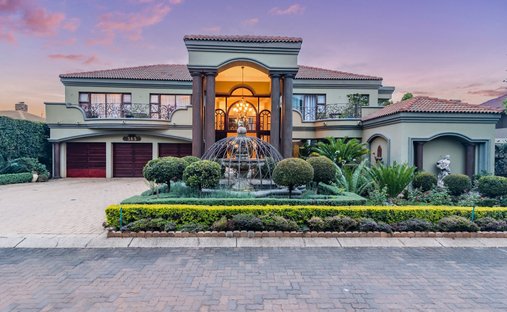 House in Featherbrooke Estate, Krugersdorp, South Africa 1