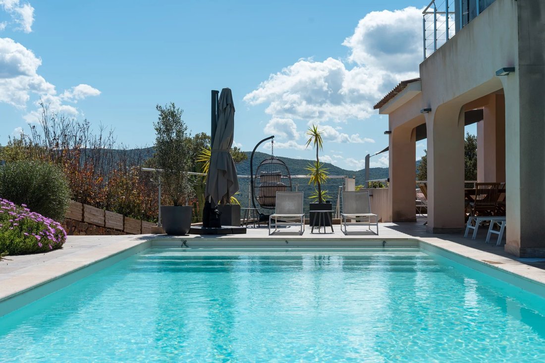 Villa in Sainte-Lucie-de-Porto-Vecchio, Korsika, Frankreich 2 - 18364142