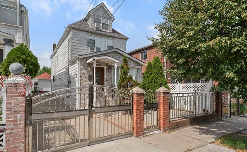 House in New York, New York, United States 1